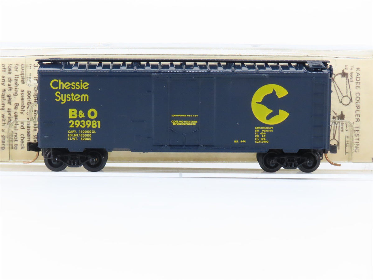 N Scale Kadee Micro-Trains MTL 21090 B&amp;O Chessie System 40&#39; Box Car #293981