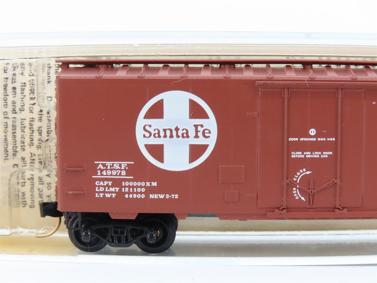 N Scale Kadee Micro-Trains MTL 21110 ATSF Santa Fe 40&#39; Plug Door Box Car #149978