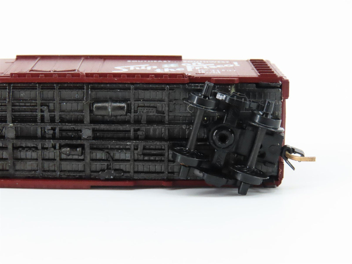 N Scale Kadee Micro-Trains MTL 21145 SL-SF Frisco 40&#39; Plug Door Box Car #52065