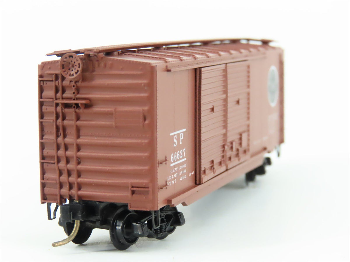 N Scale Kadee Micro-Trains MTL 23020 SP Southern Pacific 40&#39; Box Car #66627