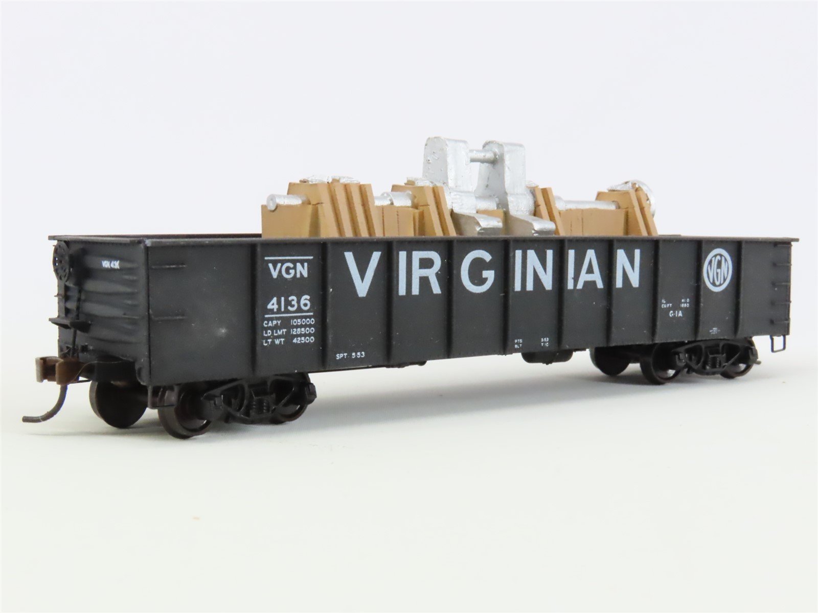 HO Scale Accurail 3735.3 VGN Virginian 41' Gondola Car #4136 w/ Custom Load