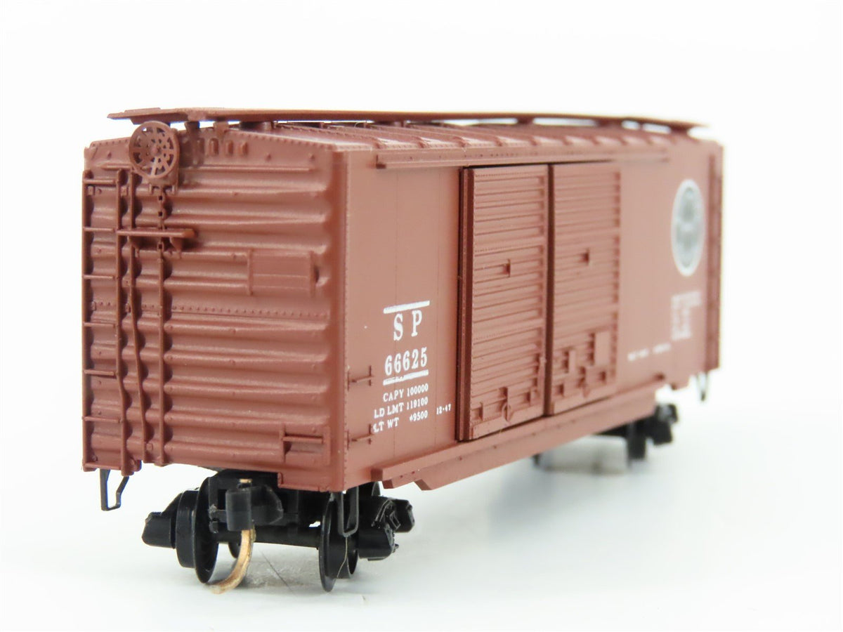 N Scale Kadee Micro-Trains MTL 23020 SP Southern Pacific 40&#39; Box Car #66625