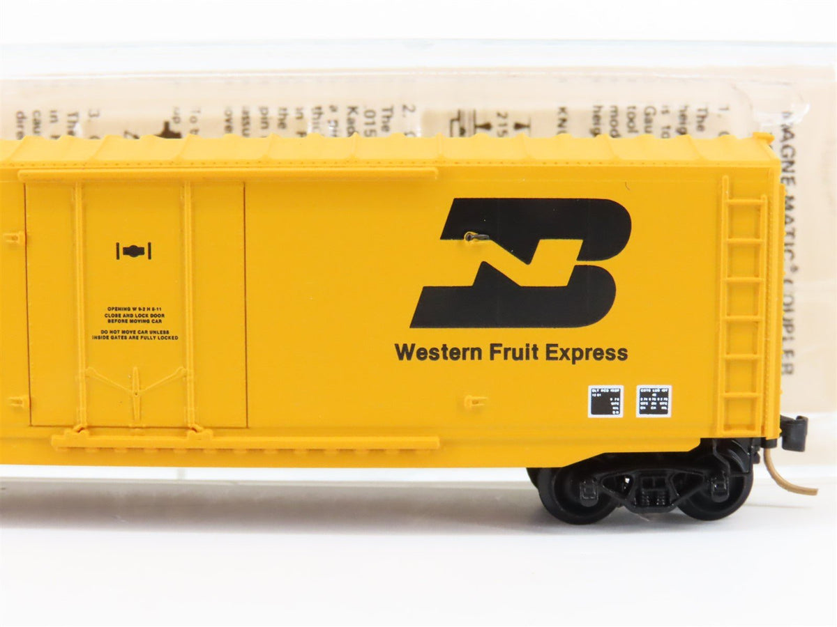 N Scale Kadee Micro-Trains MTL 38160 BN Burlington Northern 50&#39; Box Car #745482