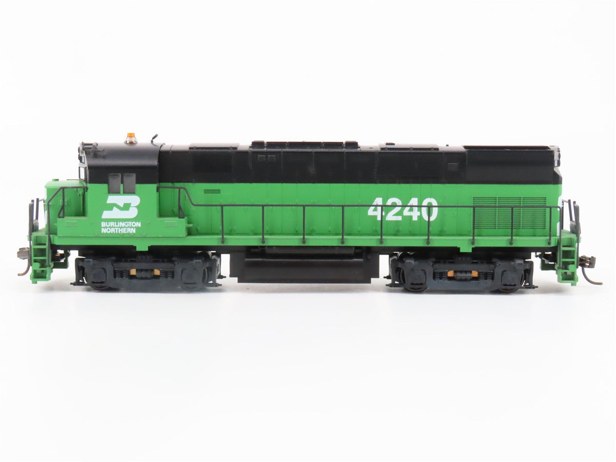 HO Scale KATO BN Burlington Northern ALCO C424 Diesel Locomotive #4240