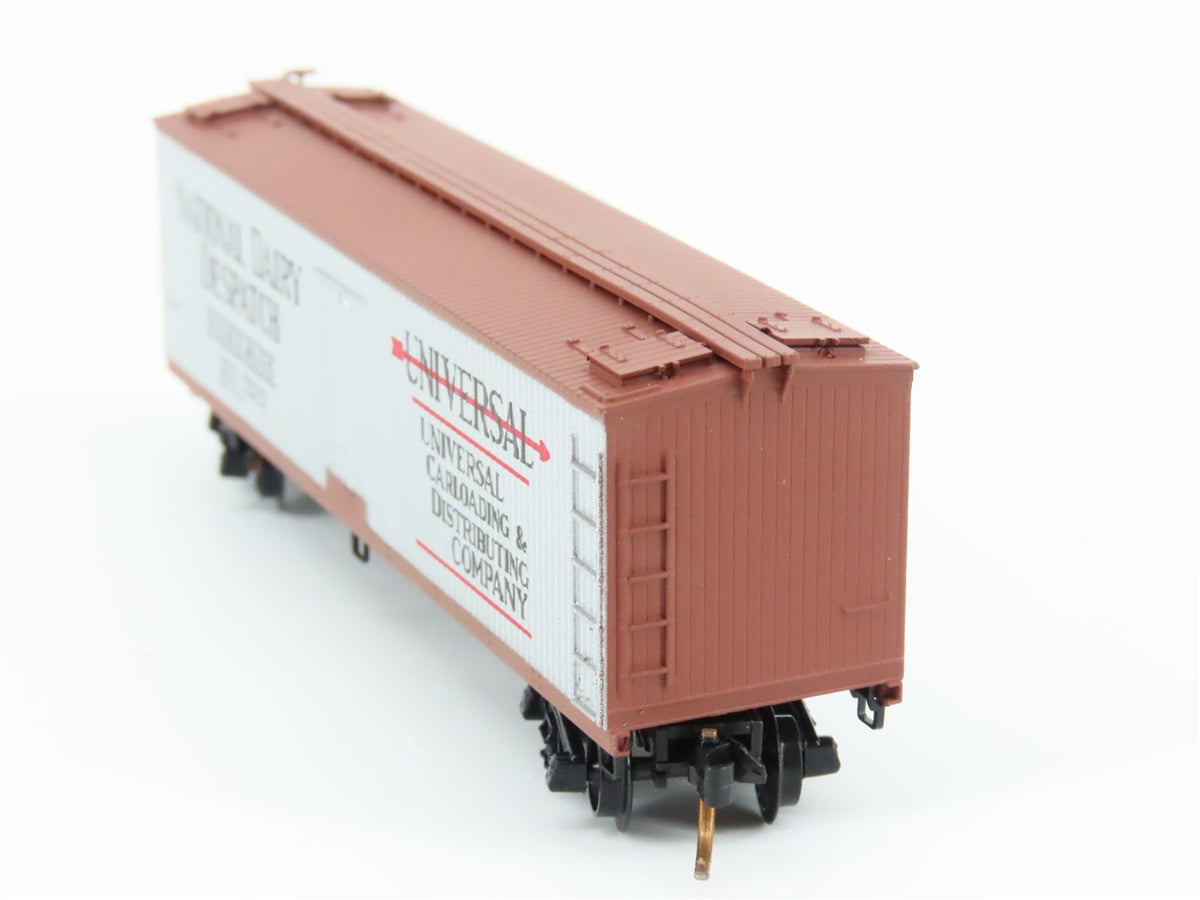 N Kadee Micro-Trains MTL 49040 NNDX National Dairy Despatch 40&#39; Box Car #8135