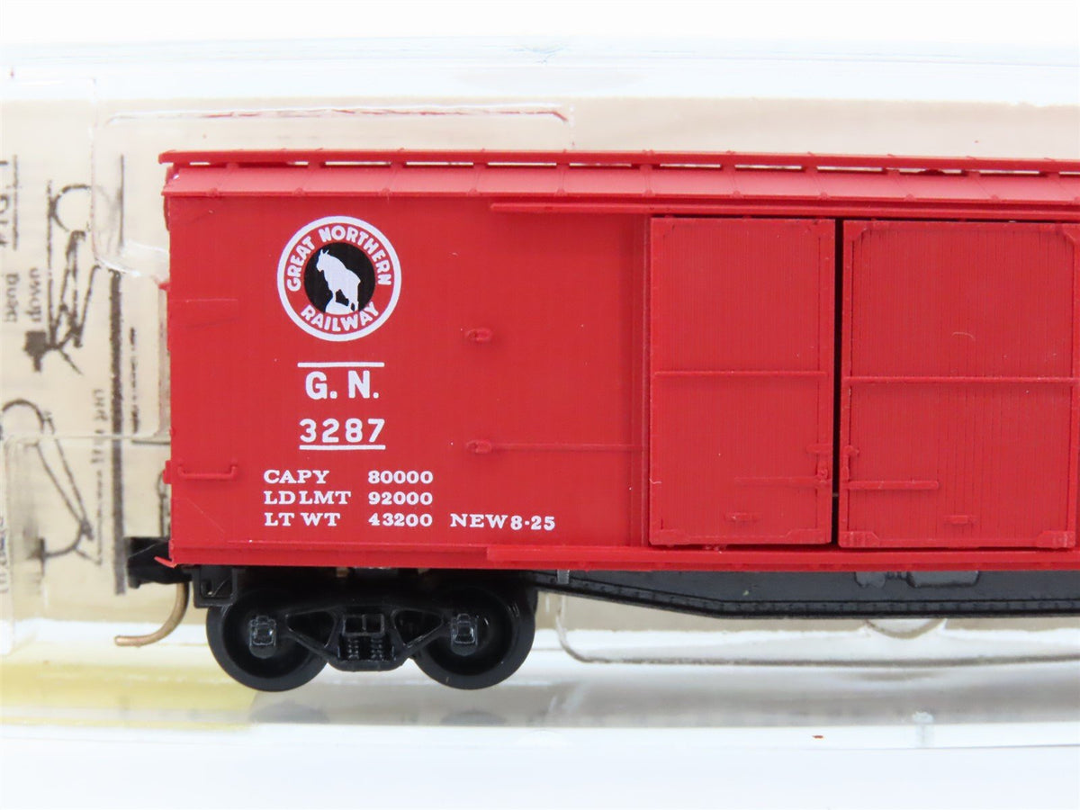 N Scale Kadee Micro-Trains MTL 43040 GN Great Northern 40&#39; Box Car #3287