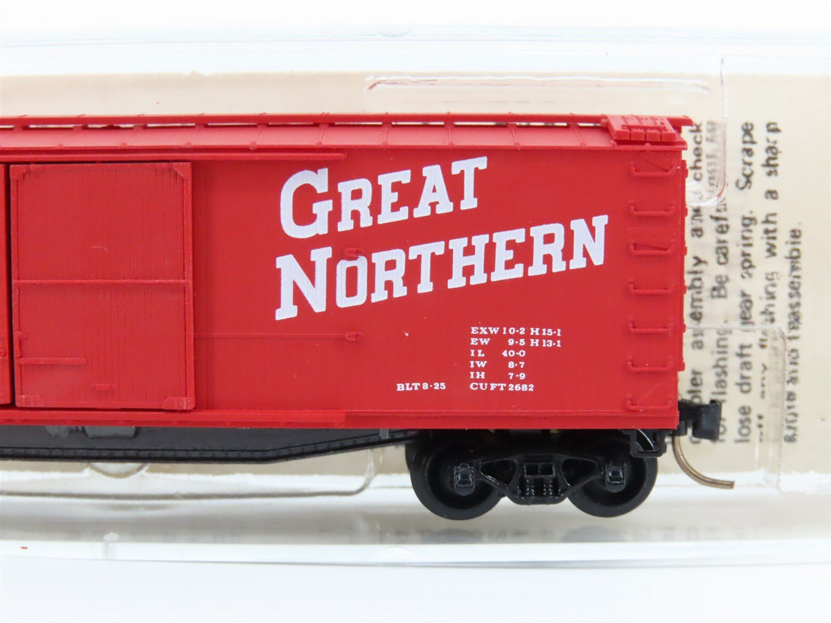 N Scale Kadee Micro-Trains MTL 43040 GN Great Northern 40&#39; Box Car #3287