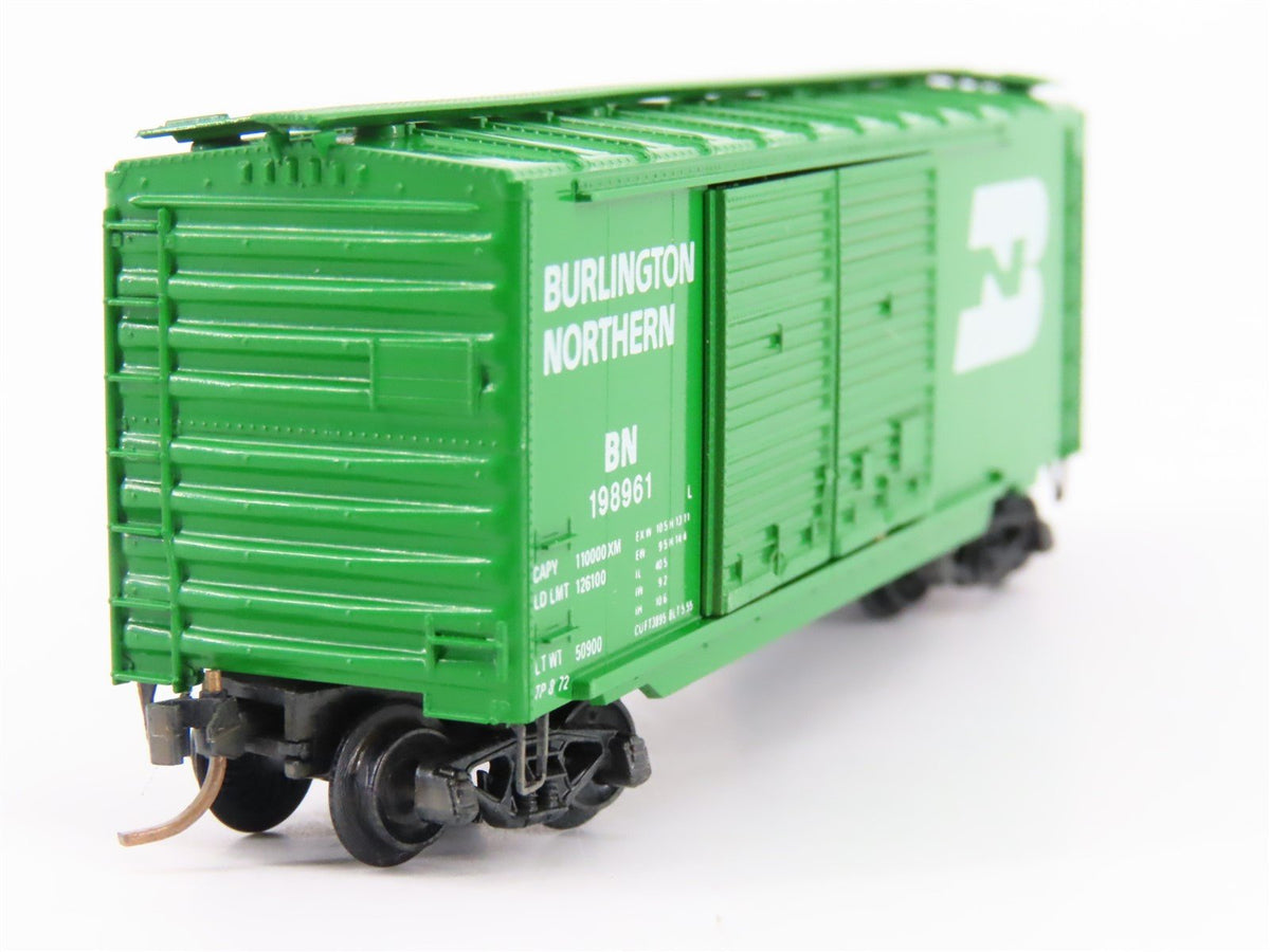 N Scale Kadee Micro-Trains MTL 23080 BN Burlington Northern 40&#39; Box Car #198961