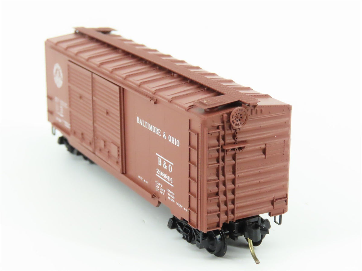 N Scale Kadee Micro-Trains MTL 23157 B&amp;O Baltimore &amp; Ohio 40&#39; Box Car #298891