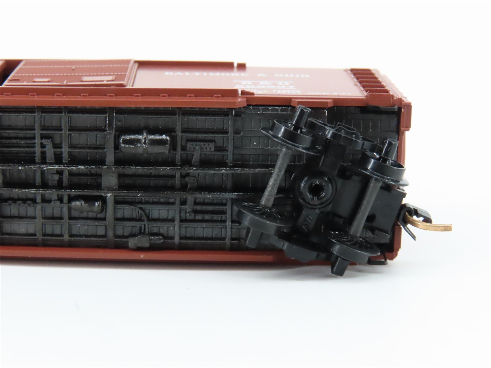 N Scale Kadee Micro-Trains MTL 23040 B&O Baltimore & Ohio 40' Box Car #298897