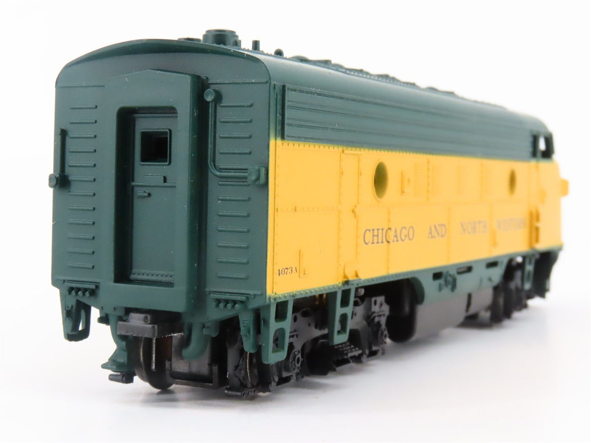 HO Scale Athearn 3231 CNW Chicago &amp; North Western EMD F7A Diesel #4073A