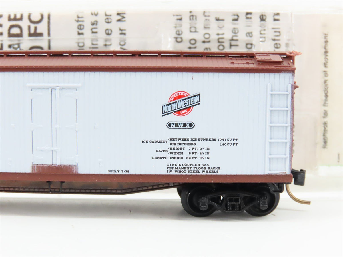 N Scale Kadee Micro-Trains MTL 49170 NWX North Western 40&#39; Reefer #70160