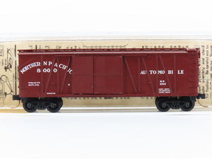 N Kadee Micro-Trains MTL 29030 NP Northern Pacific 40' Automobile Box Car #8000