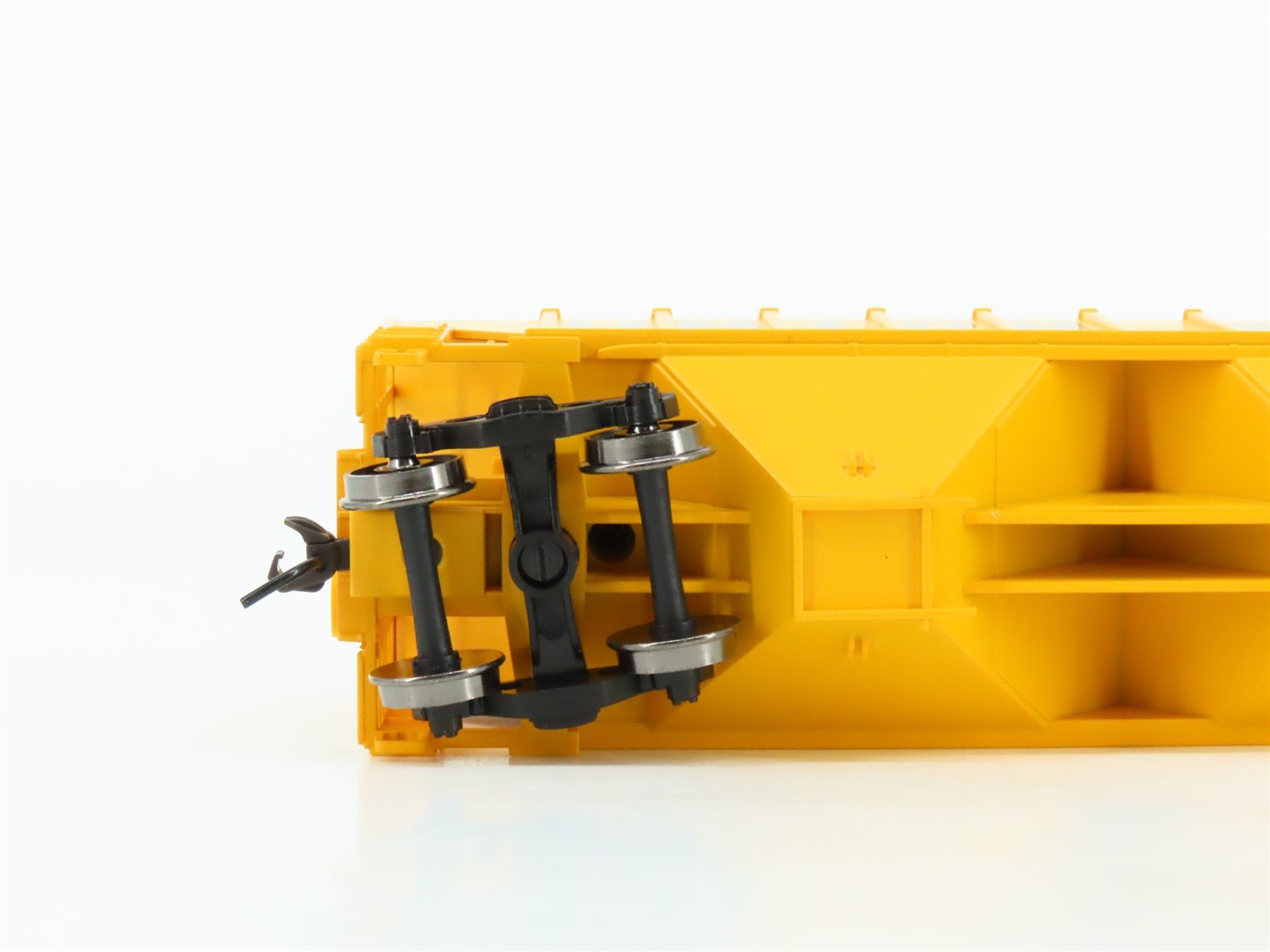 HO Scale Atlas 20000127 TCAX Union Equity 4750 3 Bay Covered Hopper #60655