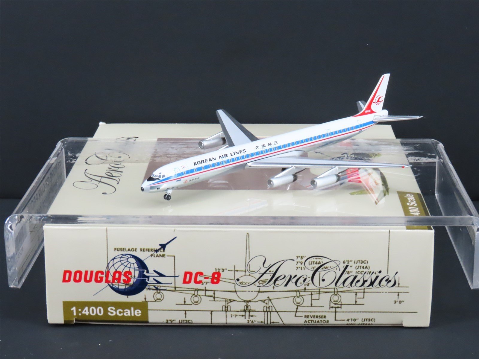 1:400 Aero Classics Die-Cast Korean Air McDonnell Douglas DC-8-63CF Aircraft