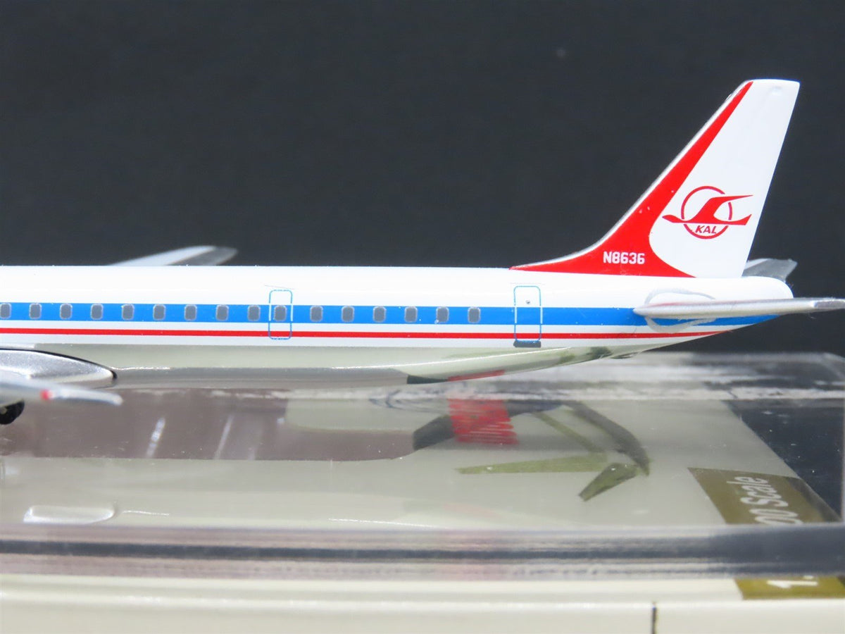 1:400 Aero Classics Die-Cast Korean Air McDonnell Douglas DC-8-63CF Aircraft