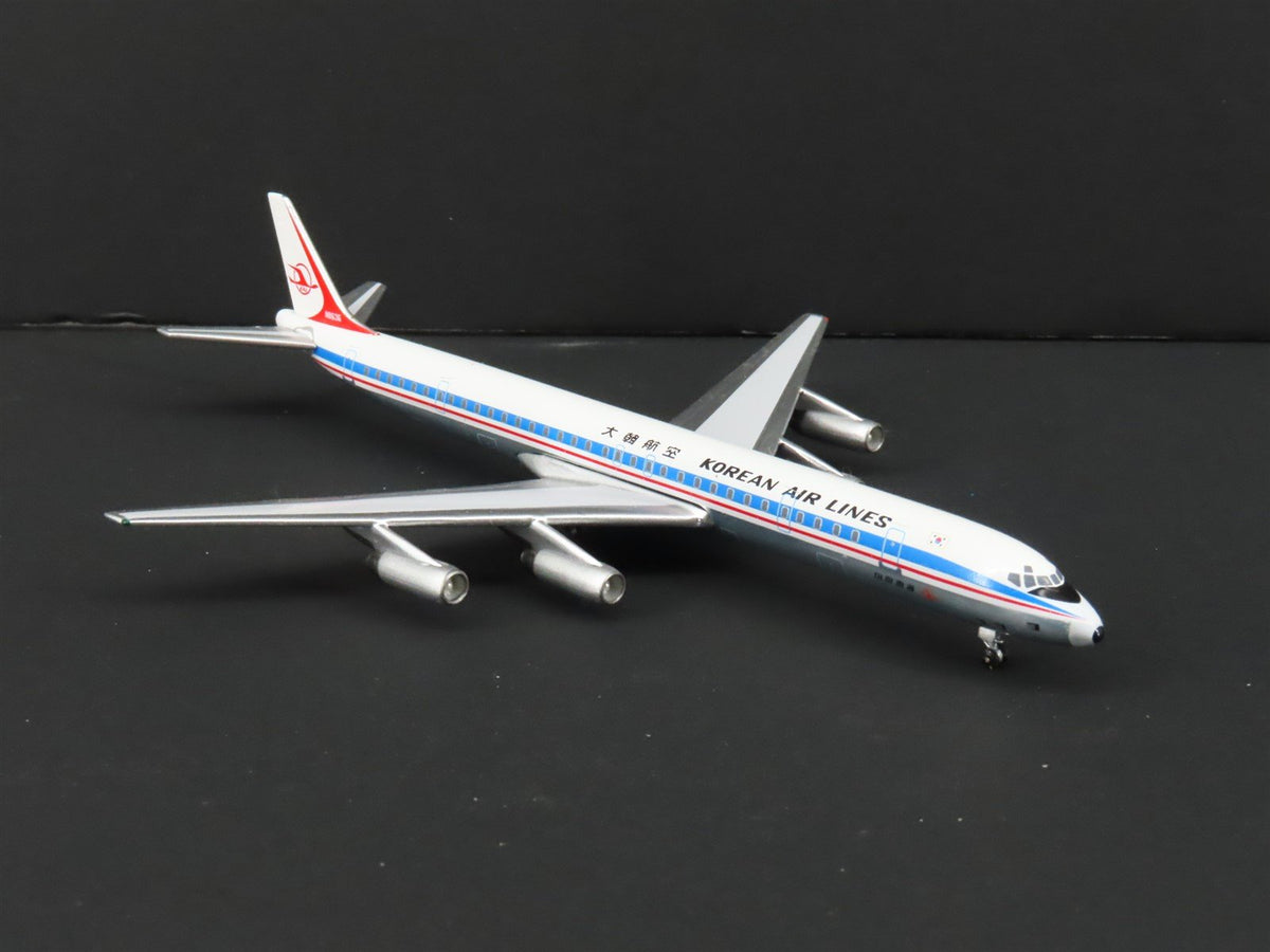 1:400 Aero Classics Die-Cast Korean Air McDonnell Douglas DC-8-63CF Aircraft