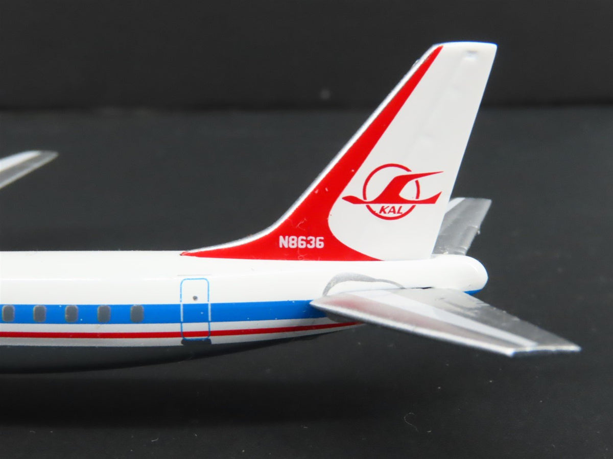 1:400 Aero Classics Die-Cast Korean Air McDonnell Douglas DC-8-63CF Aircraft