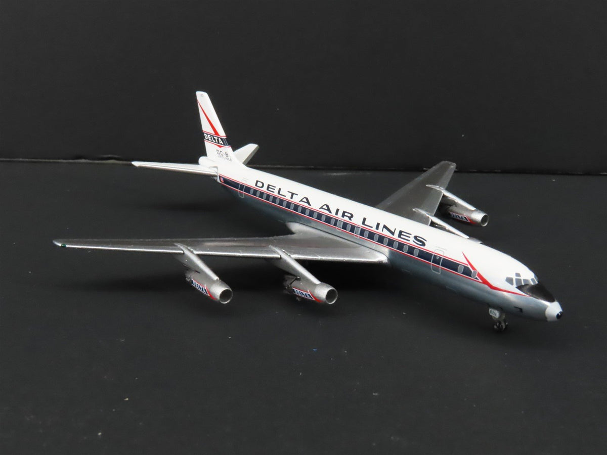 1:400 Aero Classics Die-Cast Delta McDonnell Douglas DC-8-10 Aircraft N801E