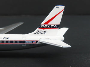 1:400 Aero Classics Die-Cast Delta McDonnell Douglas DC-8-10 Aircraft N801E