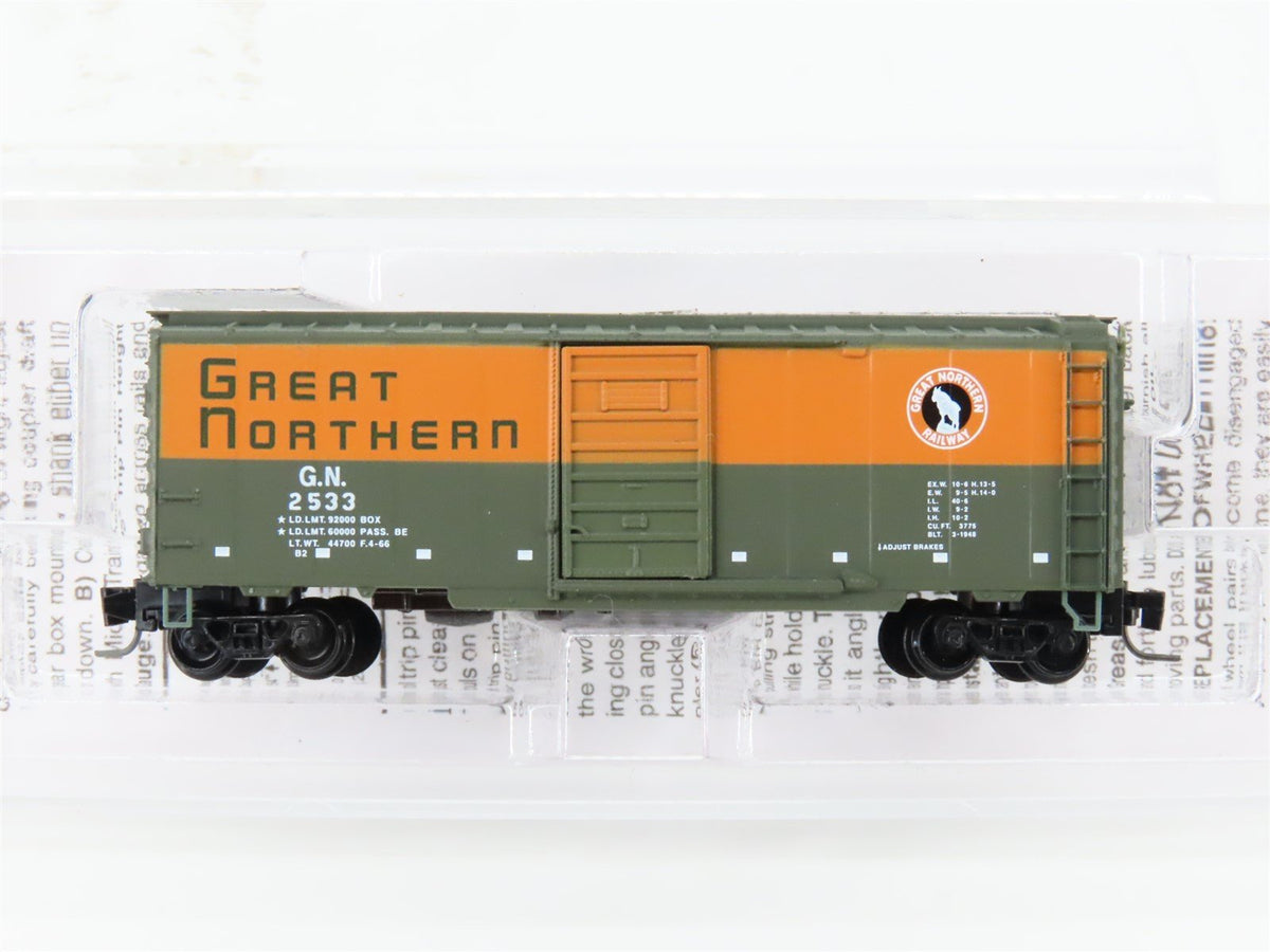 Z Scale Micro-Trains MTL 50000562 GN Great Northern 40&#39; Box Car #2533