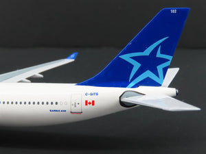 1:400 Scale Aero Classics Baby-Bus Die-Cast Air Transat A330-243 Airbus C-GITS