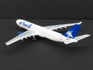 1:400 Scale Aero Classics Baby-Bus Die-Cast Air Transat A330-342 Airbus C-GKTS