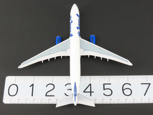 1:400 Scale Aero Classics Baby-Bus Die-Cast Air Transat A330-342 Airbus C-GKTS
