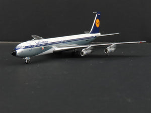 1:400 Scale Aero Classics Die-Cast Lufthansa Boeing B-707-330B Aircraft D-ABUM