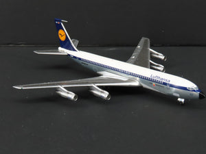 1:400 Scale Aero Classics Die-Cast Lufthansa Boeing B-707-330B Aircraft D-ABUM