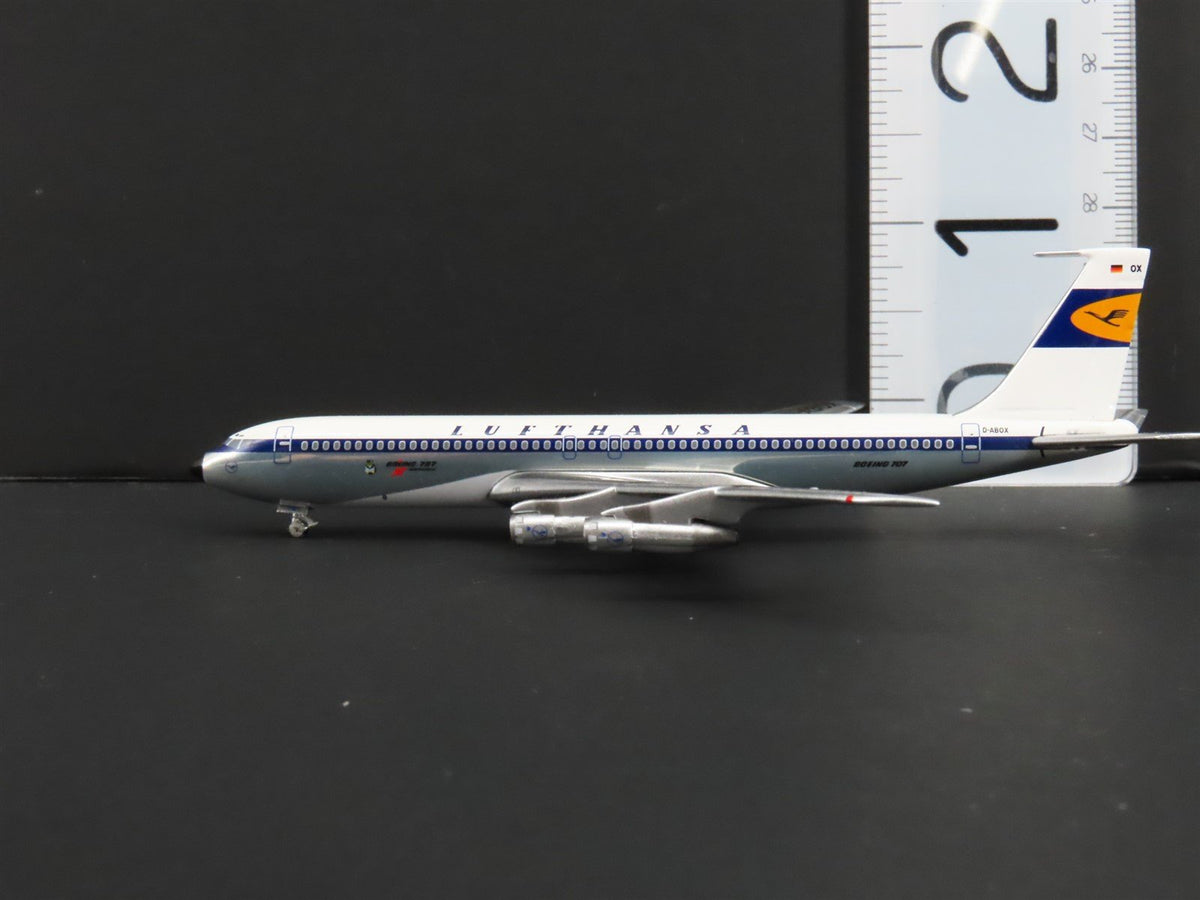 1:400 Scale Aero Classics Die-Cast Lufthansa Boeing B-707-330B Aircraft D-ABOX