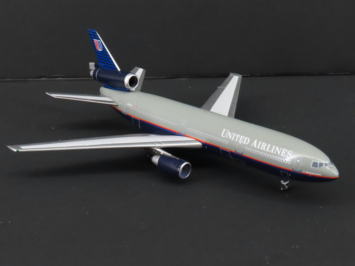 1:400 Aero Classics Die-Cast United Airlines McDonnell Douglas DC-10-10 Aircraft