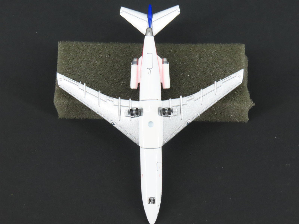 1:400 Aero Classics Die-Cast RAA Reeve Aleutian Boeing B-727-22C Aircraft N832RV
