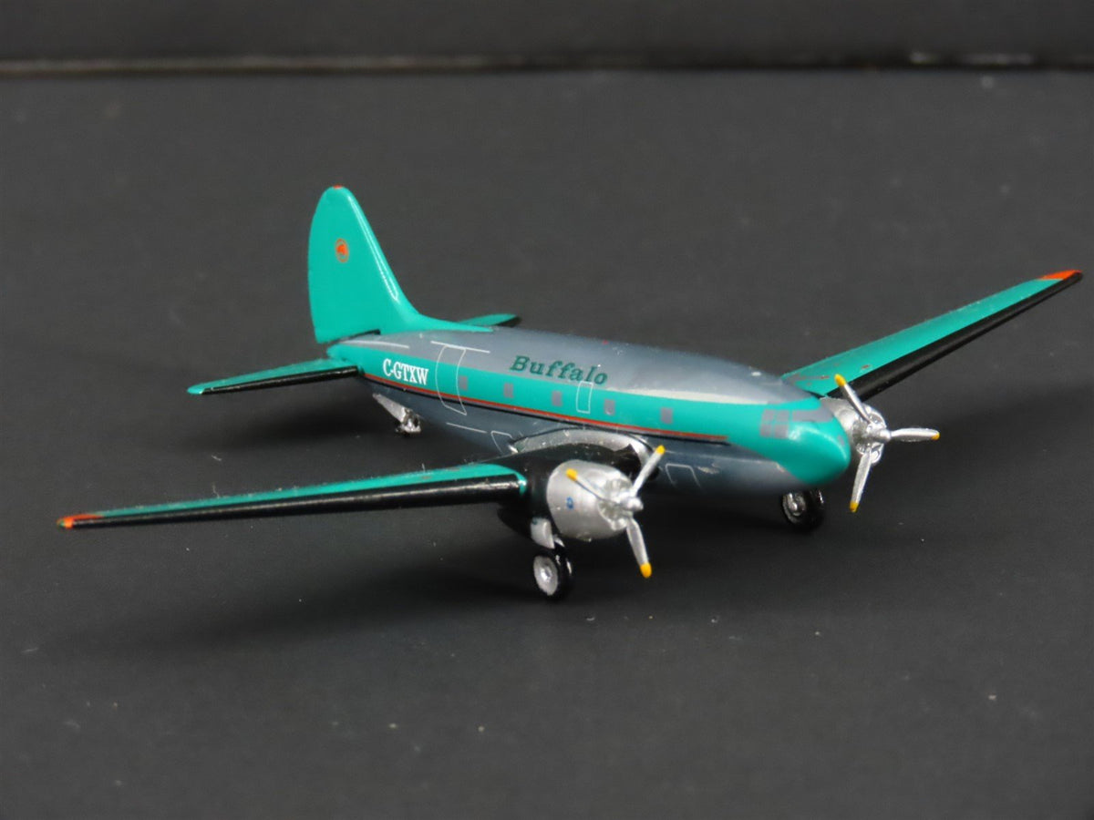 1:400 Aero Classics Die-Cast Buffalo Airways Curtiss C-46A-CU Aircraft C-GTXW