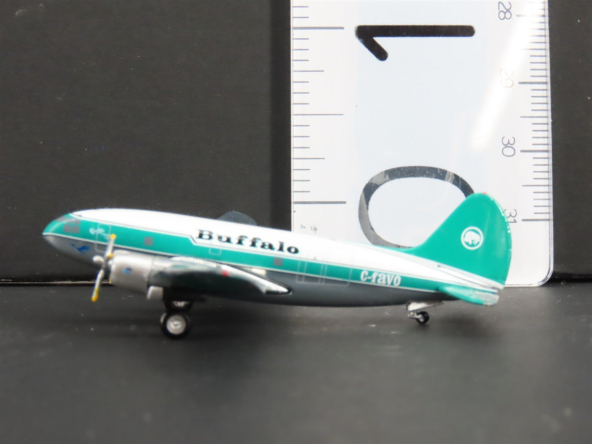 1:400 Aero Classics Die-Cast Buffalo Airways Curtiss C-46D-CU Aircraft C-FAVO