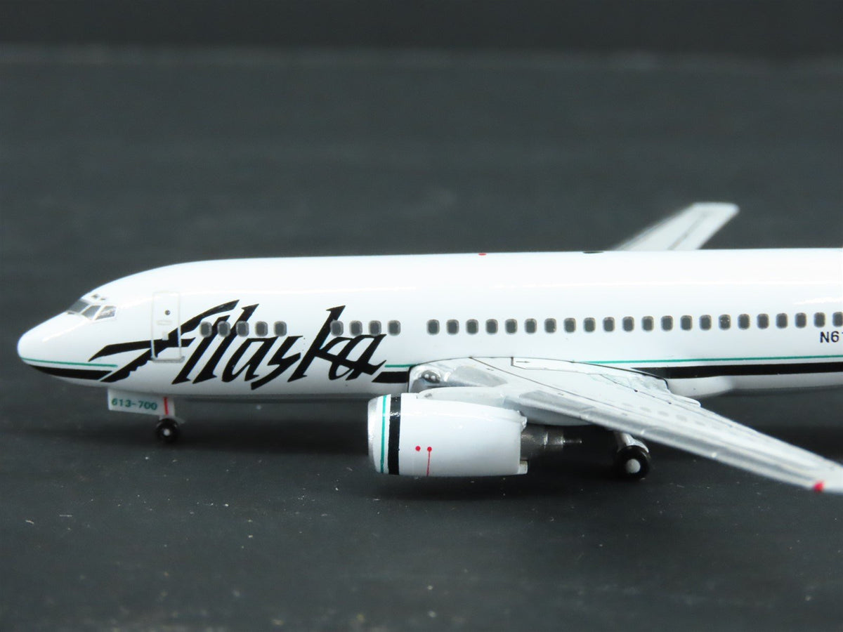 1:400 Gemini Jets GJASA381 Die-Cast Alaska Air Boeing 737-790 Airliner N613AS