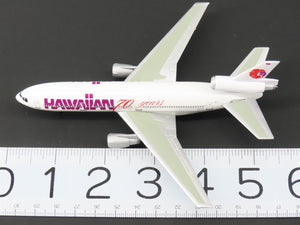 1:400 Scale Jet-X JX021 Die-Cast Hawaiian 70 Years DC-10-30 Aircraft N68060