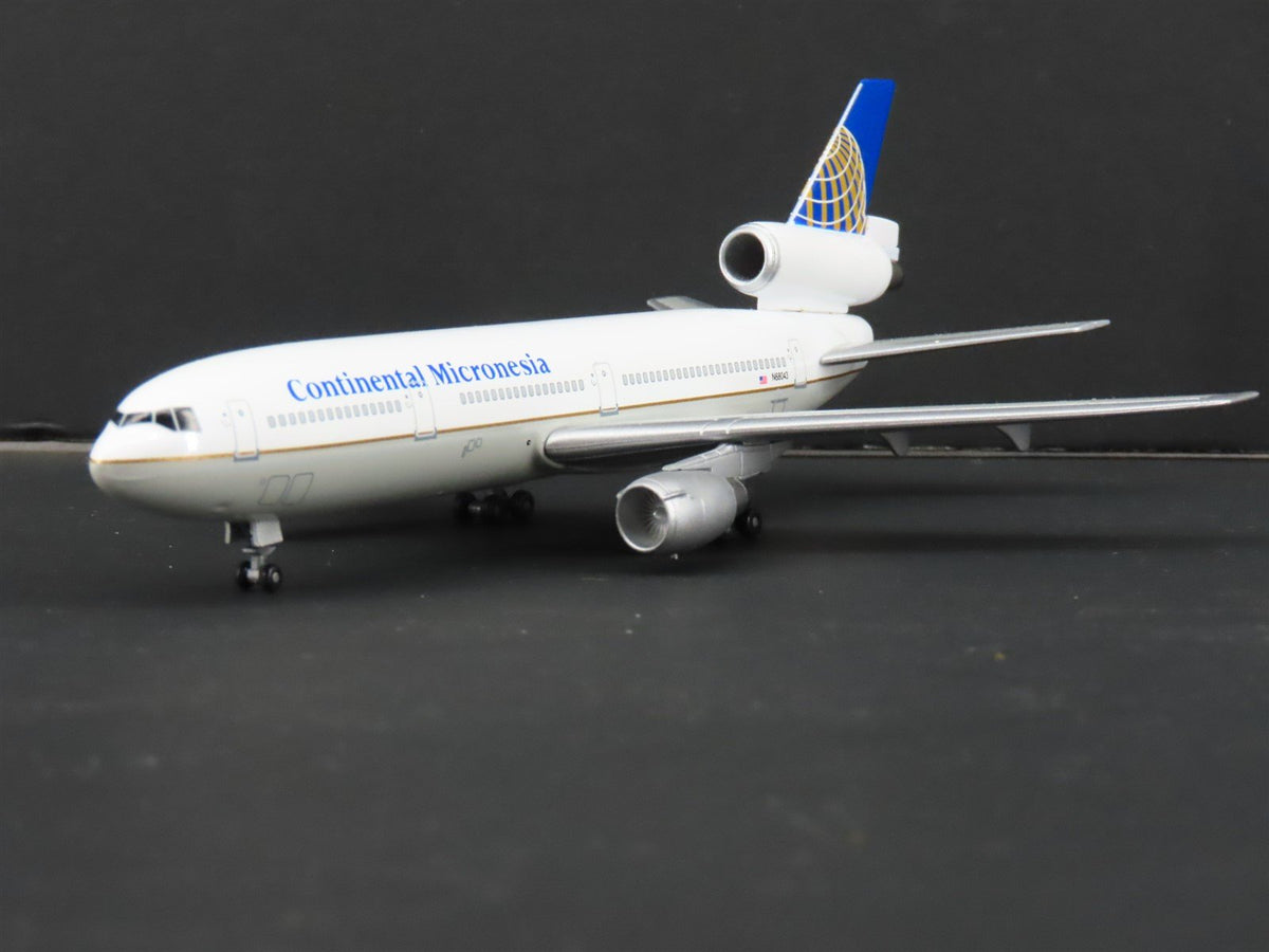 1:400 Dragon Wings 55168B Die-Cast Continental Micronesia DC-10 Aircraft N68043