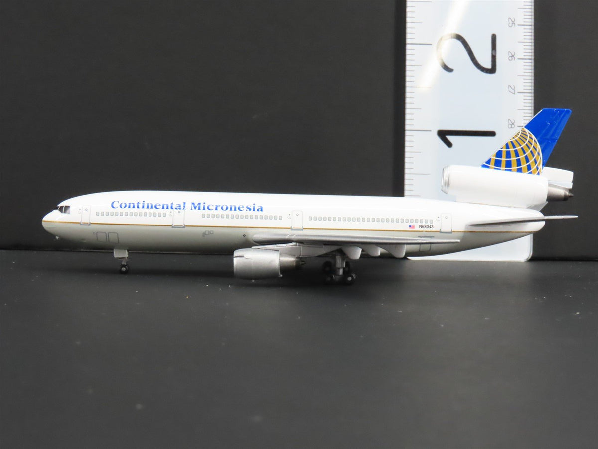 1:400 Dragon Wings 55168B Die-Cast Continental Micronesia DC-10 Aircraft N68043