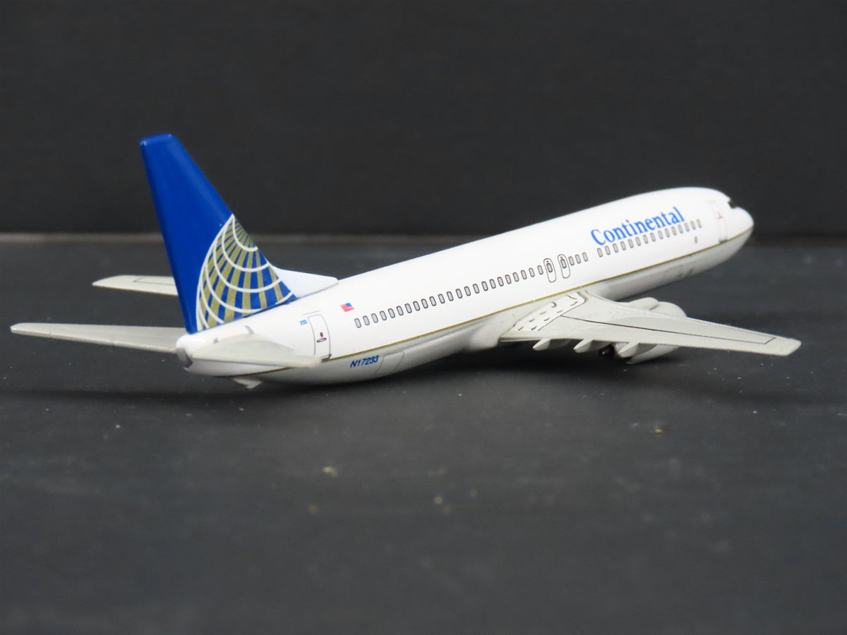 1:400 Scale Dragon Wings 55229-03 Die-Cast Continental Boeing B737-824 Aircraft