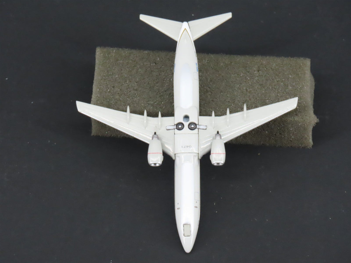 1:400 Scale Dragon Wings 55229-03 Die-Cast Continental Boeing B737-824 Aircraft