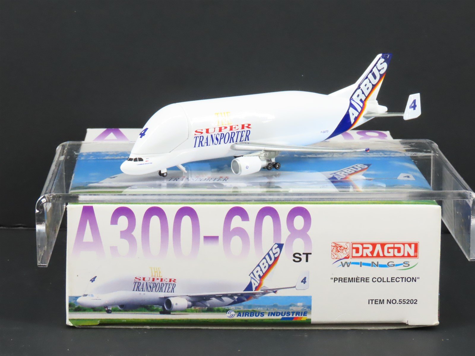1:400 Dragon Wings 55202-03 Die-Cast Super Transporter Airbus A300-608 Aircraft