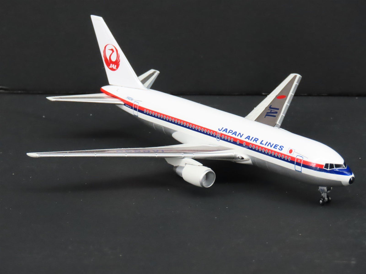 1:400 Dragon Wings 55298 Die-Cast JAL Japan Airlines Boeing B767-200 Aircraft
