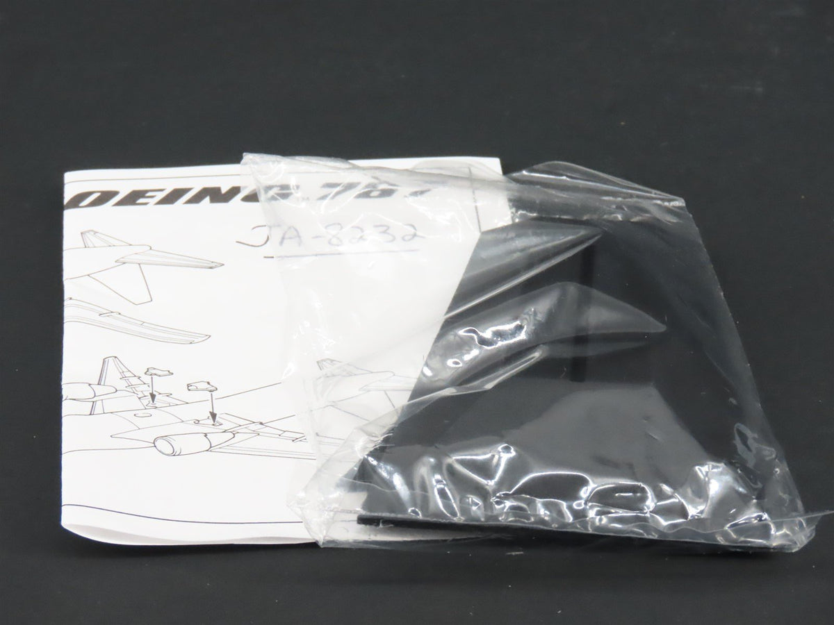 1:400 Dragon Wings 55298 Die-Cast JAL Japan Airlines Boeing B767-200 Aircraft