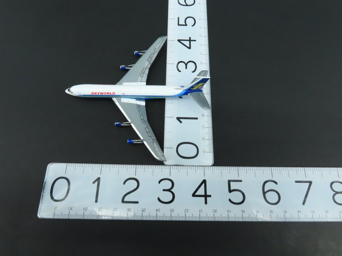 1:400 Gemini Jets GSPOC012 Die-Cast Skyworld Boeing 707-320C Airliner N454PC