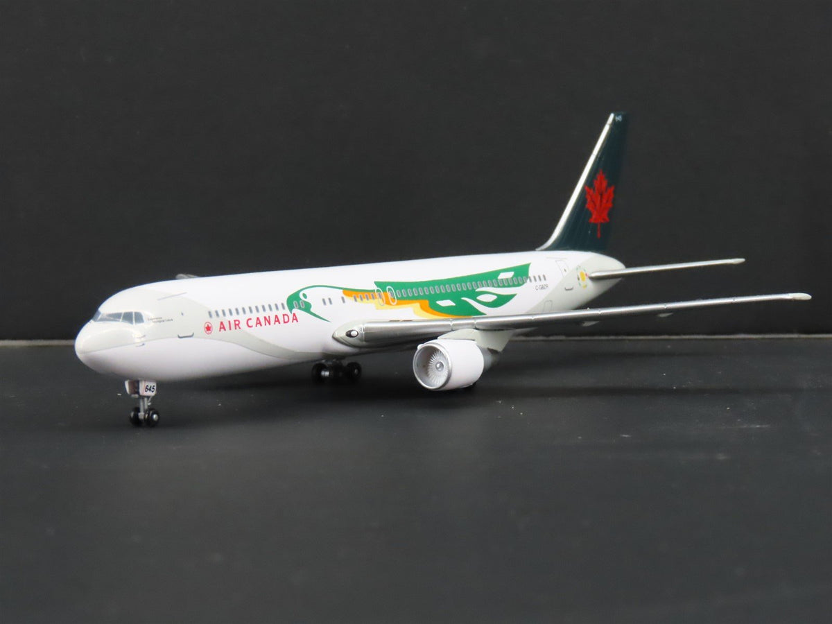1:400 Scale Dragon Wings 55357 Die-Cast Air Canada Boeing B767-38E Aircraft