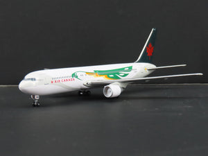 1:400 Scale Dragon Wings 55357 Die-Cast Air Canada Boeing B767-38E Aircraft