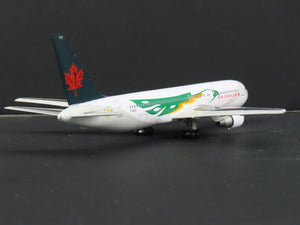 1:400 Scale Dragon Wings 55357 Die-Cast Air Canada Boeing B767-38E Aircraft