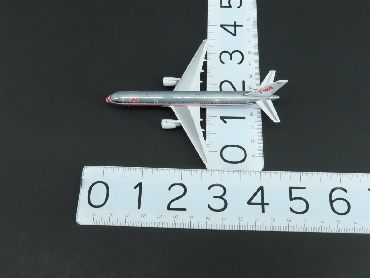 1:400 Scale Gemini Jets GJTWA233 Die-Cast TWA Boeing 757-200 Airliner N708TW