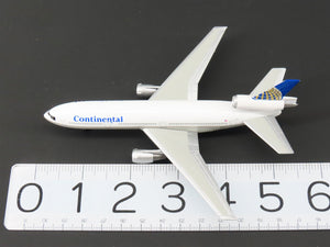 1:400 Dragon Wings 55168 Die-Cast Continental McDonnell Douglas DC-10-30